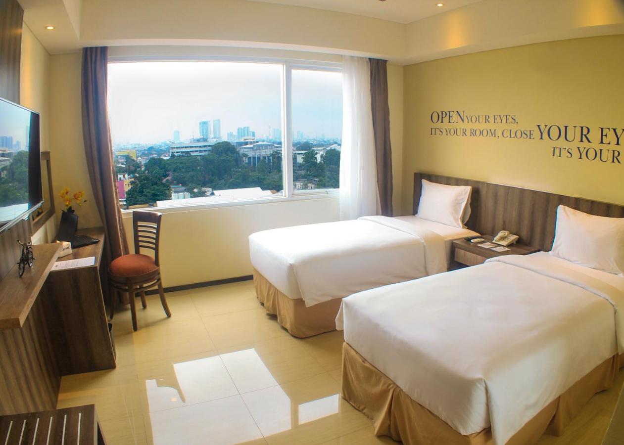 Mk Hotel Jakarta Ngoại thất bức ảnh